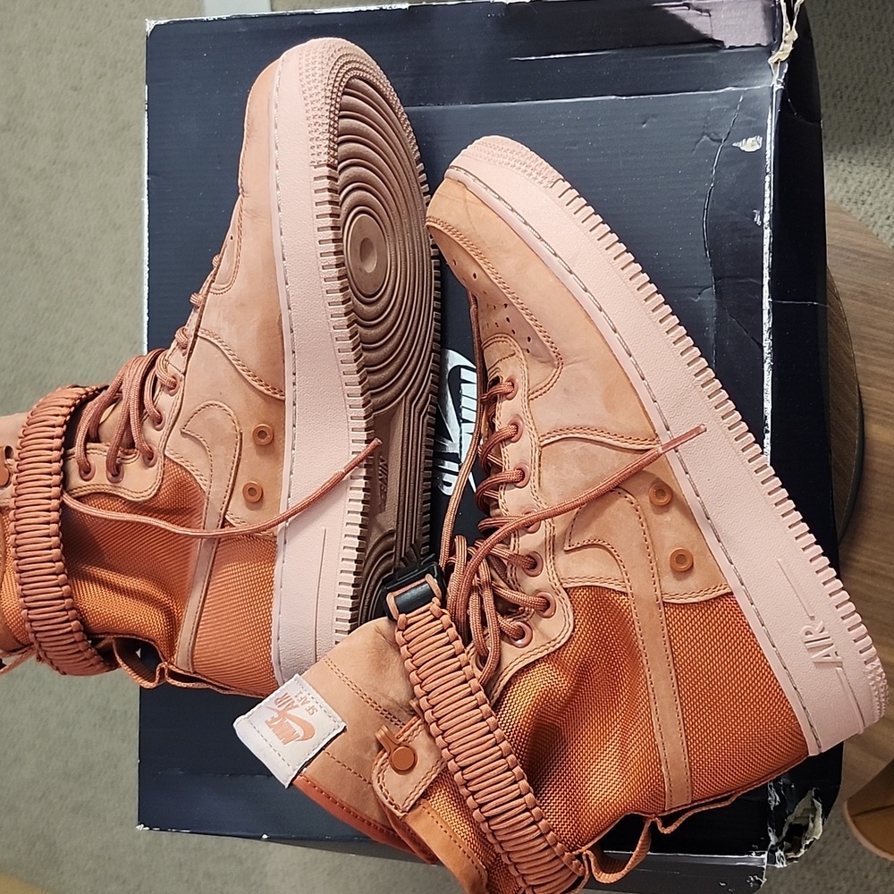 Nike Air Force 1 Boot/Dusty Peach/Womens Size 11/ Mens Size 9.5 - Picture 5 of 6